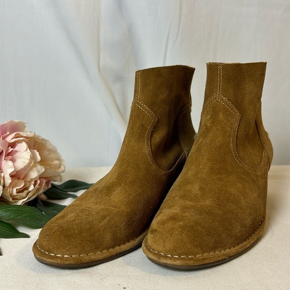UGG Shoes - UGG Bandara Chestnut Brown Suede Leather Back Zip Stacked Heel Ankle Boot Sz 11